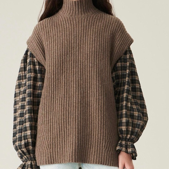 Ganni Sweaters - BNWT GANNI Wool Rib knit vest size S